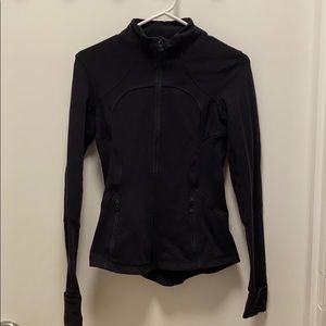 Black lulu lemon jacket